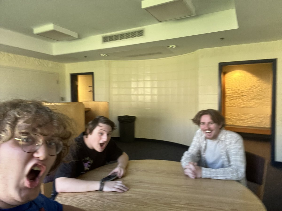 MateoCYT_'s tweet photo. 4 years in the making #dcmeetup i love these boys https://t.co/kU69ITG9xk