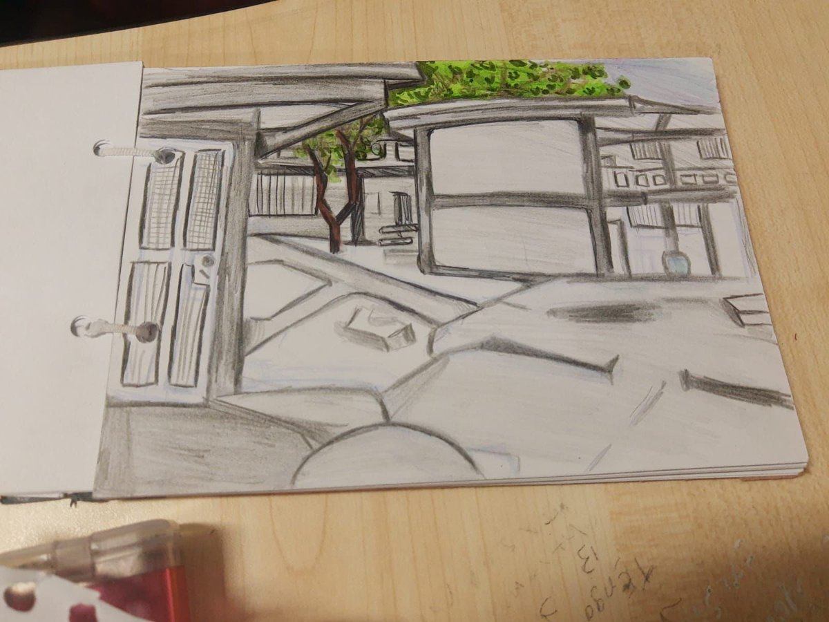 MaryCupcacke's tweet photo. Mi Sobri se inscribió al concurso de arte en su escuela. Dice que la tomaron por sorpresa y solo le alcanzó para hacer eso #lahumilde #diy #fanart https://t.co/ztPV9zvAAB