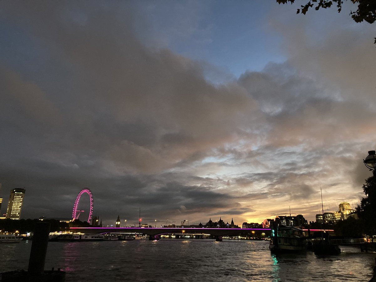 raphaelasings's tweet photo. Very poor night’s sleep after seeing #TheCrucible @NationalTheatre what a nightmare of a play! Storming performances from the whole cast, esp Rachelle Diedericks &amp; Karl Johnson

Particularly loved the chilling choral work from the girls’ chorus @caroshawmusic https://t.co/SkAwUOJtZt