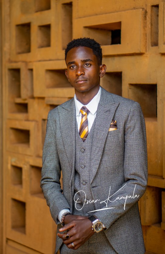 OscarSuits01's tweet photo. A vintage suit from @OscarSuits01
#300Men https://t.co/bEgrqfRvTv