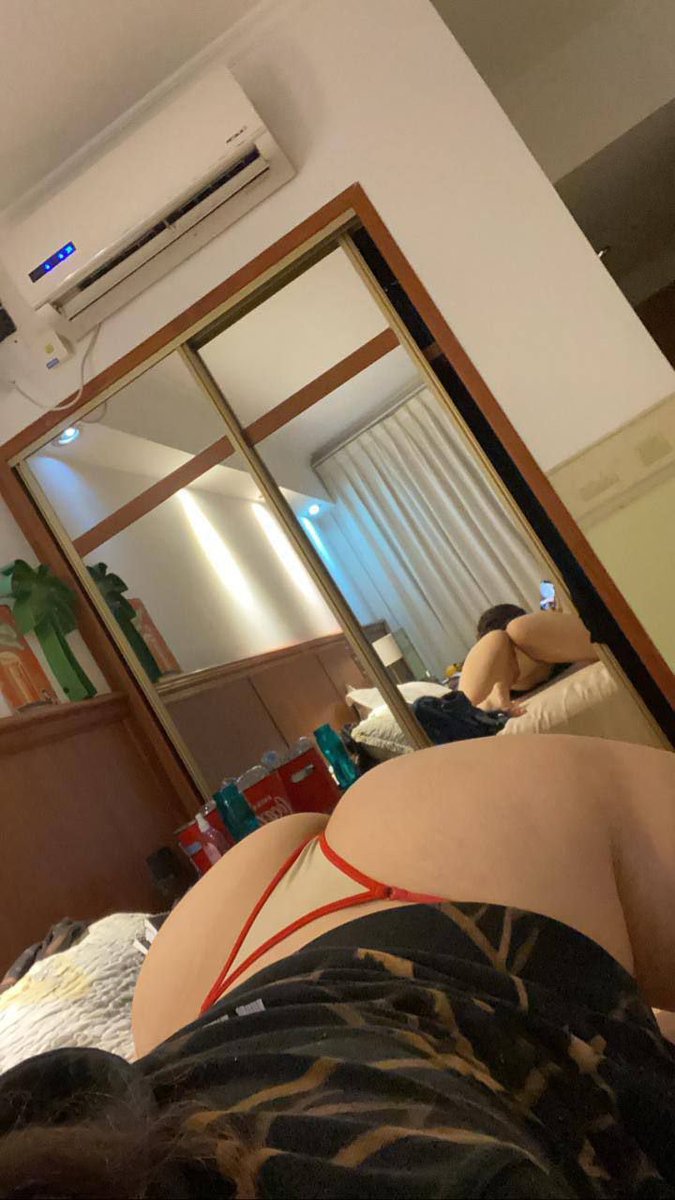 LadyTano3's tweet photo. Bueno pues hoy me toca darle su regalo de cumple a mi vato, mañana les cuento que tal 🤭 https://t.co/ep3HuZGiDn