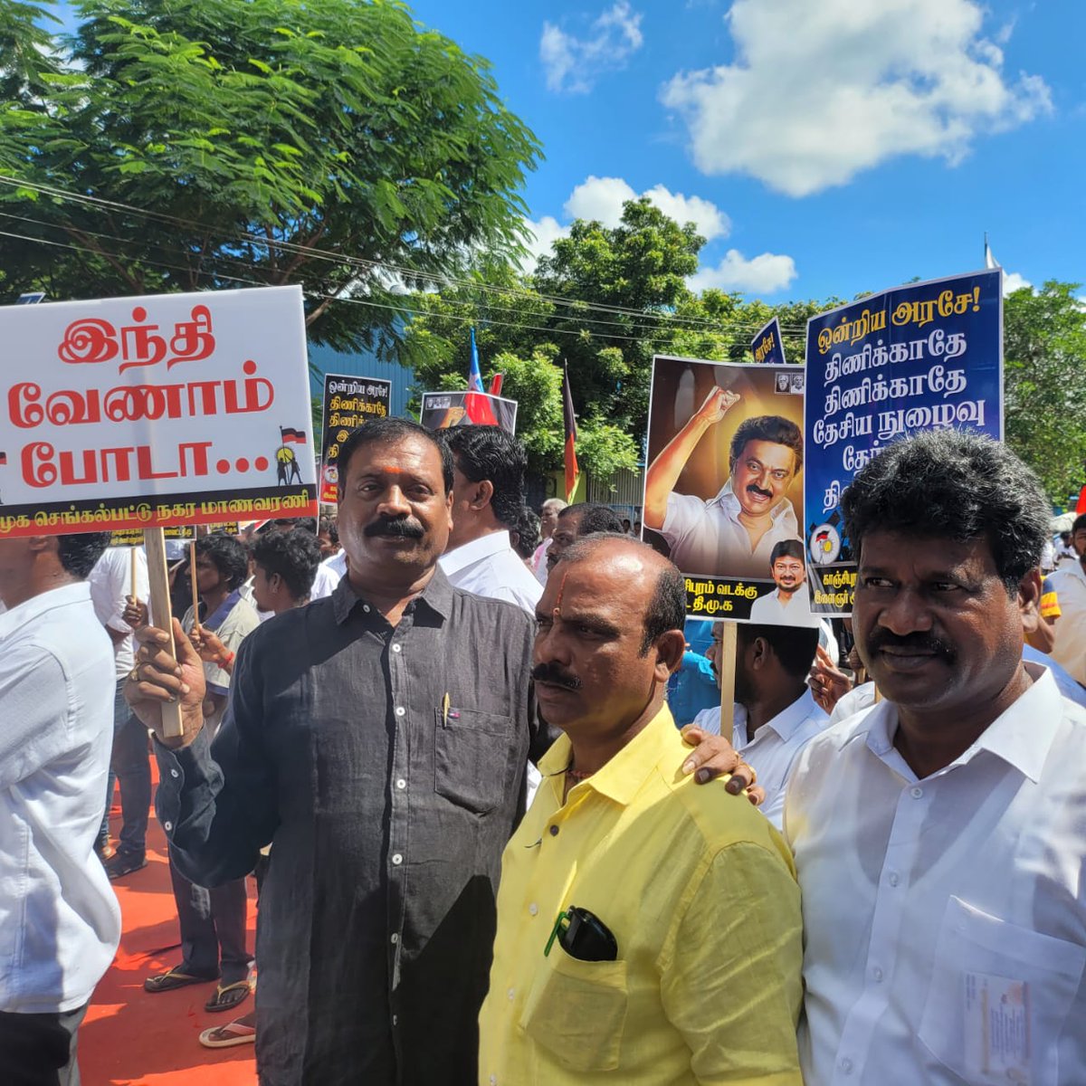 SarathShady's tweet photo. #StopHindiimpostion https://t.co/4dLkharDHq