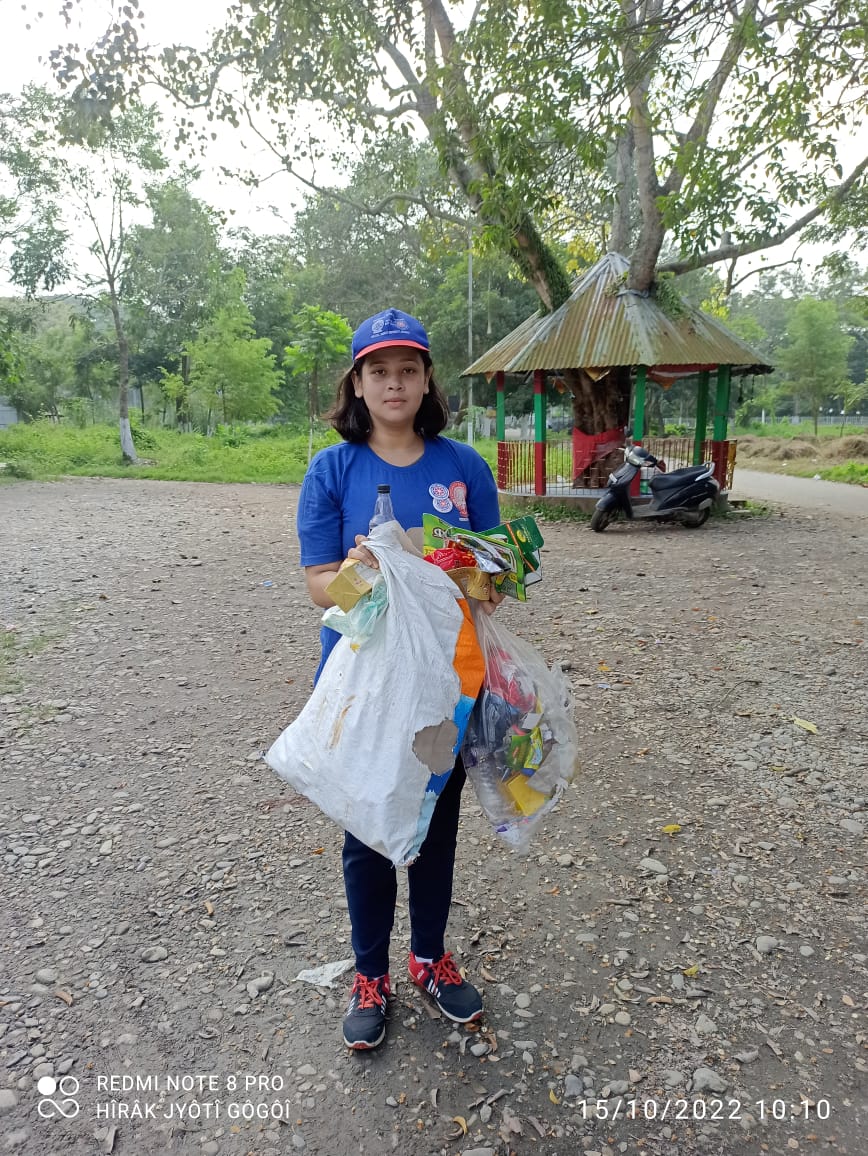 choudhury_doli's tweet photo. Clean india campaign - Collected 5kg of plastic wastes and disposed it @_NSSIndia @nss_rdguwahati @DIPAKKU93471047 @PMOIndia @DrRanjanKrKaka1 @DrRituparnaBor2 @ianuragthakur @YASMinistry @CMOfficeAssam @swachhbarat @mygovassam https://t.co/Eky35OJjdT