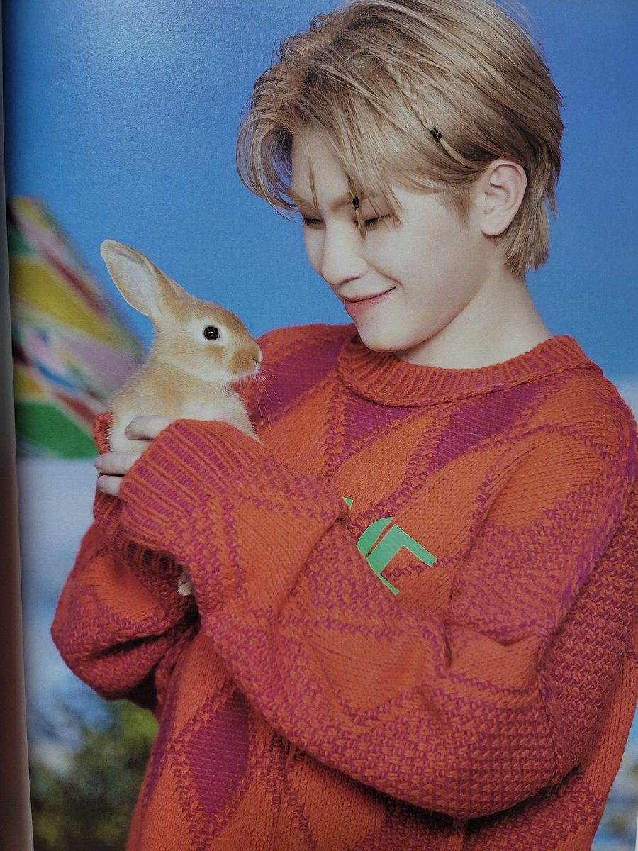 orsaylaval's tweet photo. #세븐틴#디페스타#디아이콘
#우지#woozi#이지훈

지훈이 벼머리 너무 예뻐 ㅠㅠ
빨간니트도 찰떡
머리 또 길러주면 안될까?? https://t.co/yoWNYLOX2t