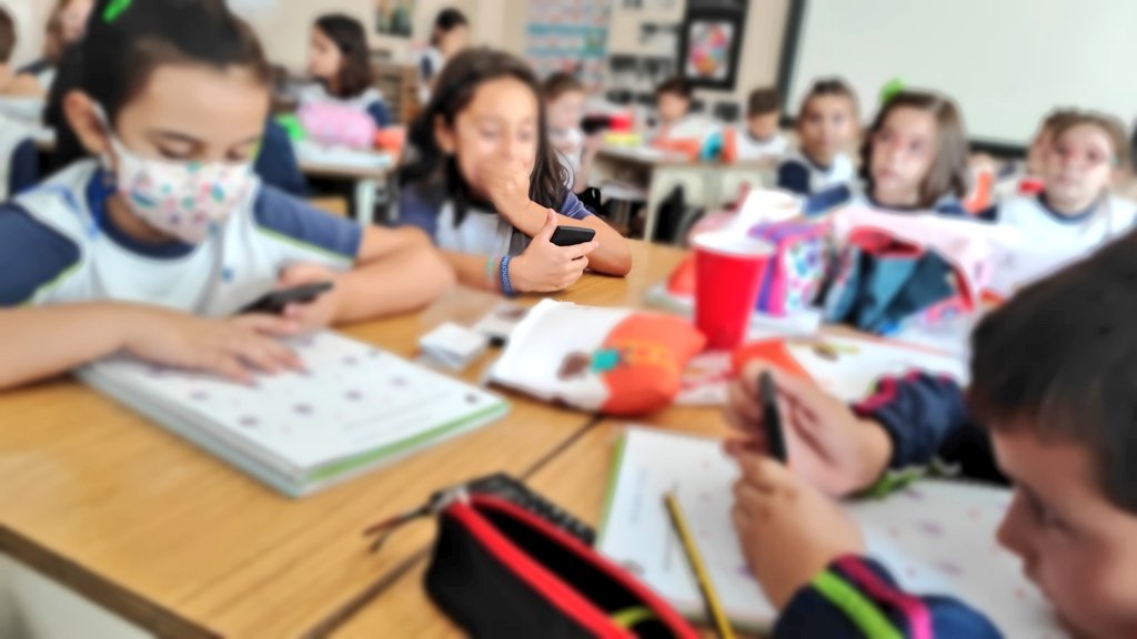 fecmips's tweet photo. ░C░A░L░C░U░L░A░D░O░R░A░
En #segundoEP se inician en el aprendizaje del uso de la #calculadora como un dispositivo que pueden emplear para comprobar resultados de operaciones realizadas.
👉Desde ya,es el material estrella del estuche #emat
@colegiosfec
@tekmaneducation https://t.co/V16EvvOt2h