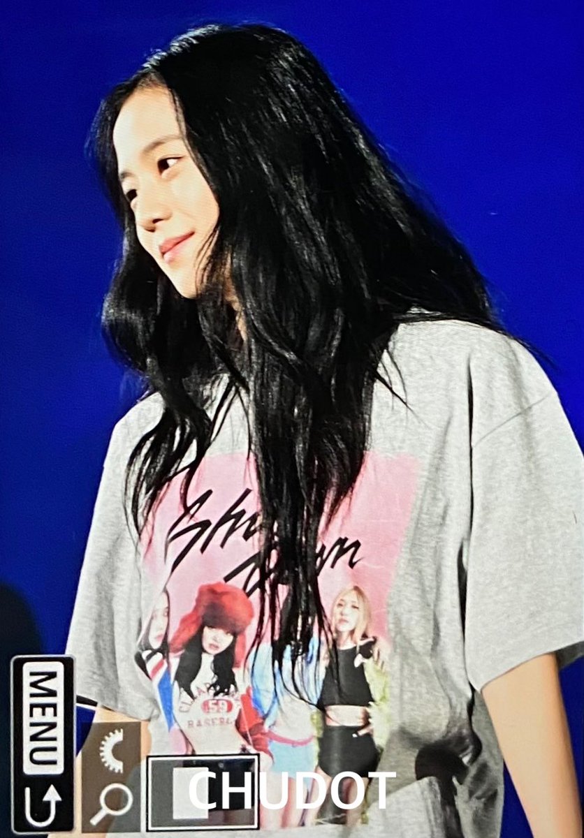 chudot_js's tweet photo. 221015 블랙핑크 사운드체크
#BLACKPINK  #블랙핑크         
#JISOO #지수 https://t.co/rAOMMs0IFi