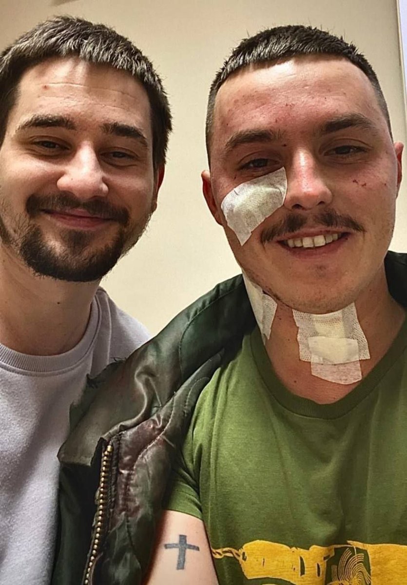 Gulli_ver_sn's tweet image. Це Вадим. Той самий пілот, що збив 5 мопедів і 2 КР на Вінниччині, а потім відвів вже некерований літак за місто й катапультувався.