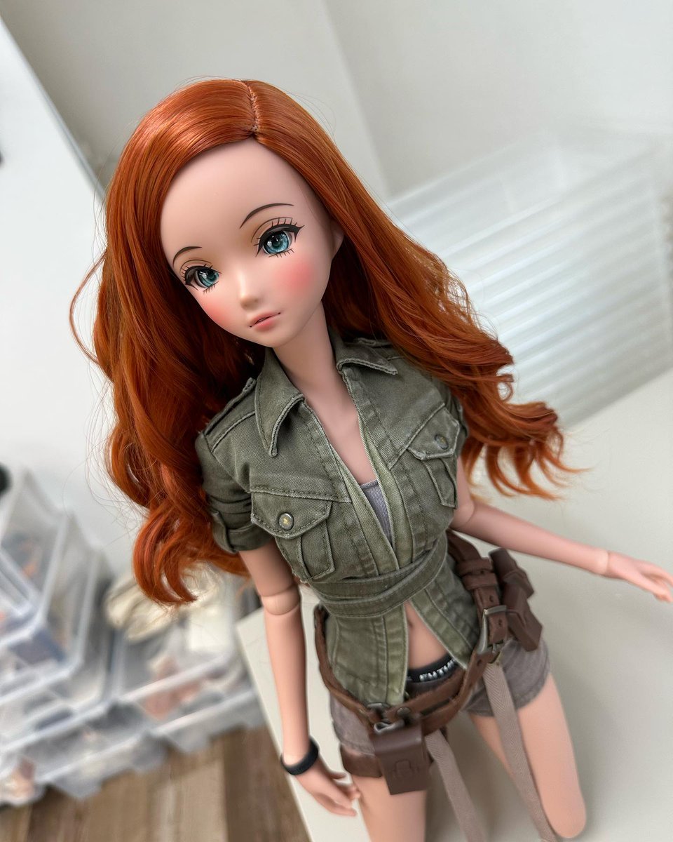 dannychoo's tweet photo. A few updates from Smart Doll Land. The freighter containing the last batch of Interstellar Blue ore has made it through the doppelganger stargate and will touch down soon. We can only make a few more blue frames for bodies, ... https://t.co/Ir7p9zohFS https://t.co/6R9v8xMb3d