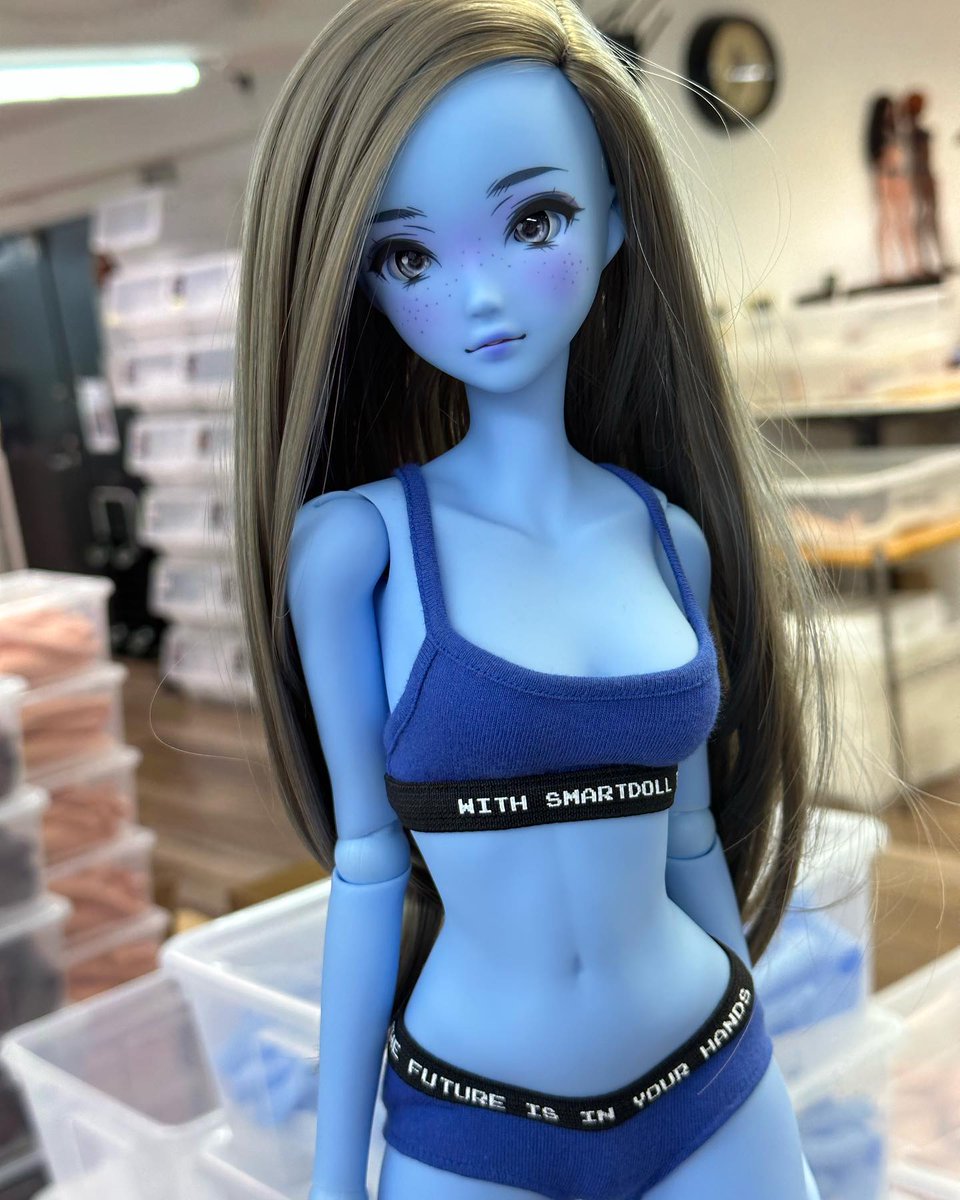 dannychoo's tweet photo. A few updates from Smart Doll Land. The freighter containing the last batch of Interstellar Blue ore has made it through the doppelganger stargate and will touch down soon. We can only make a few more blue frames for bodies, ... https://t.co/Ir7p9zohFS https://t.co/6R9v8xMb3d