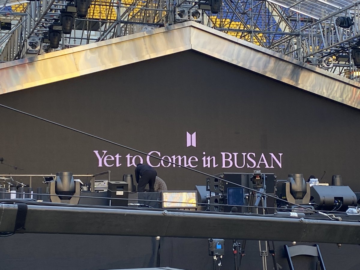 실제 시야.. 미땡나................ ㅠㅠㅠㅠ 어케.. 매직샵 이후로 이렇게 좋은 자리 오랜만이야..