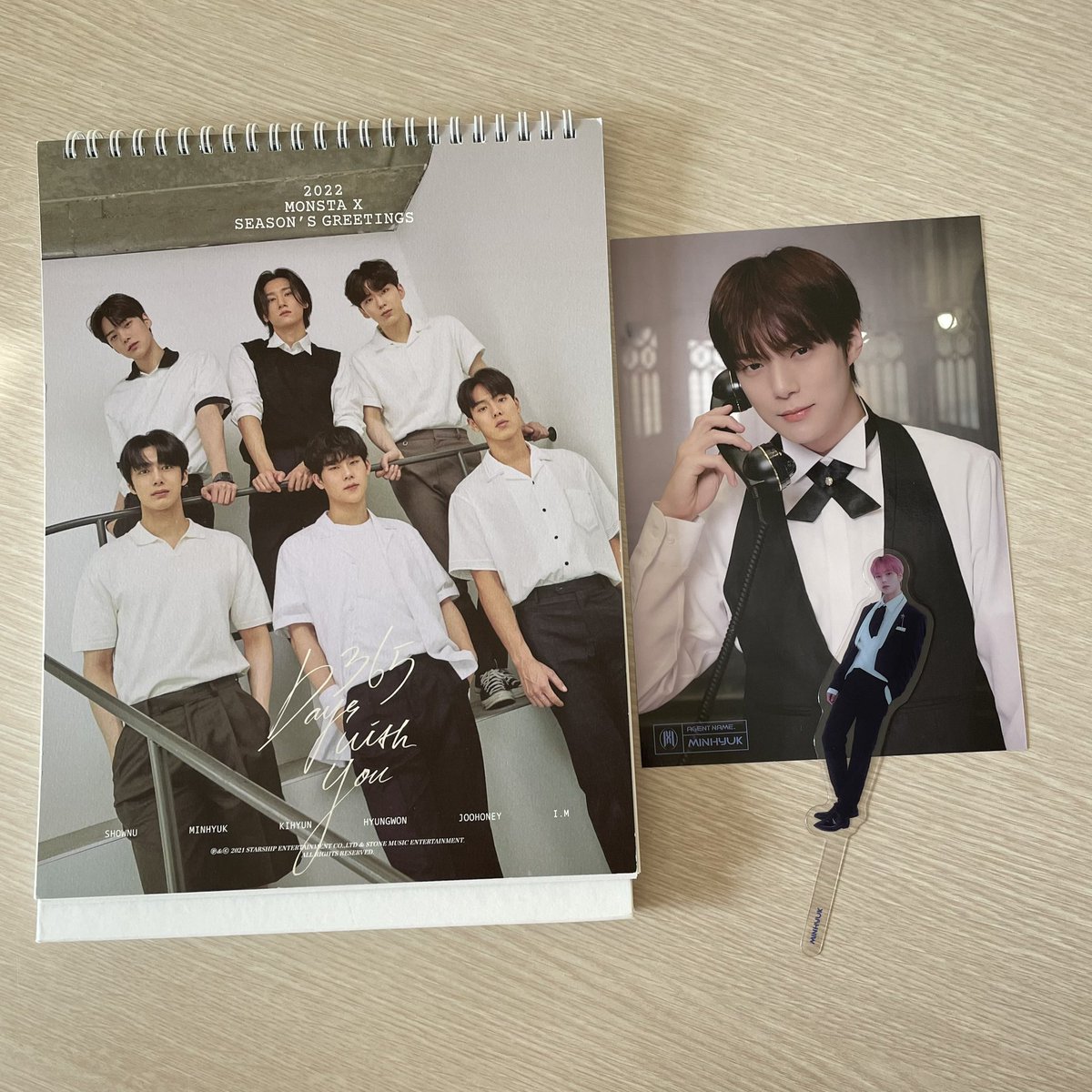 yangdo25883161's tweet photo. 몬스타엑스 시즌그리팅 일력+ 팬콘 디비디 포스터 0.5 양도합니다
상태 다 좋습니다! https://t.co/zkufVsxse9