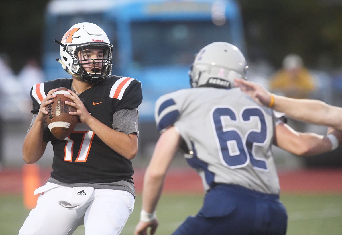 John Shish (@jshishmaniannb) on Twitter photo PHOTO GALLERY Thames River Crusaders beat Montville 61-0 in football bit.ly/3gc7roJ <a href="/NorwichBulletin/">The Bulletin</a> <a href="/GoECCAthletics/">ECC Athletics</a> <a href="/Montville_hs/">Montville High School</a> <a href="/mhseccathletics/">Montville Athletics</a> <a href="/GrassoTech/">Grasso Technical High School</a> <a href="/NorwichTech/">Norwich Tech HS</a> #CTFB Photos by John Shishmanian PHOTO GALLERY Thames River Crusaders beat Montville 61-0 in football bit.ly/3gc7roJ <a href="/NorwichBulletin/">The Bulletin</a> <a href="/GoECCAthletics/">ECC Athletics</a> <a href="/Montville_hs/">Montville High School</a> <a href="/mhseccathletics/">Montville Athletics</a> <a href="/GrassoTech/">Grasso Technical High School</a> <a href="/NorwichTech/">Norwich Tech HS</a> #CTFB Photos by John Shishmanian