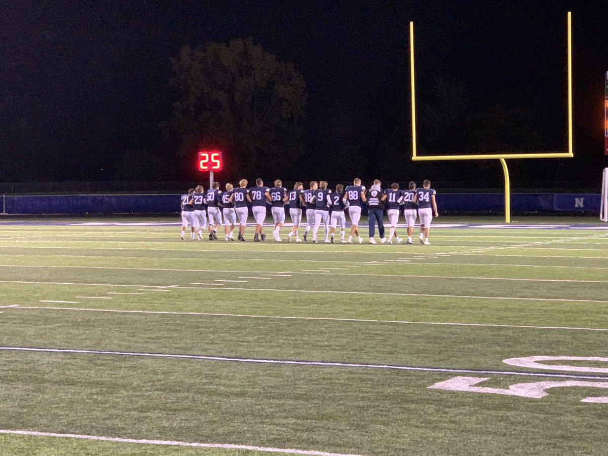 Senior Walk! ❤️🏈🐾