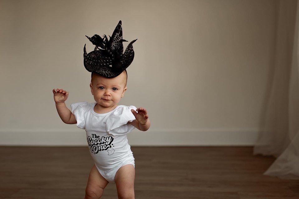 _alusardi117's tweet photo. Happy first birthday to my spooky girl 10/13 🖤 https://t.co/yNHrbGQzrG