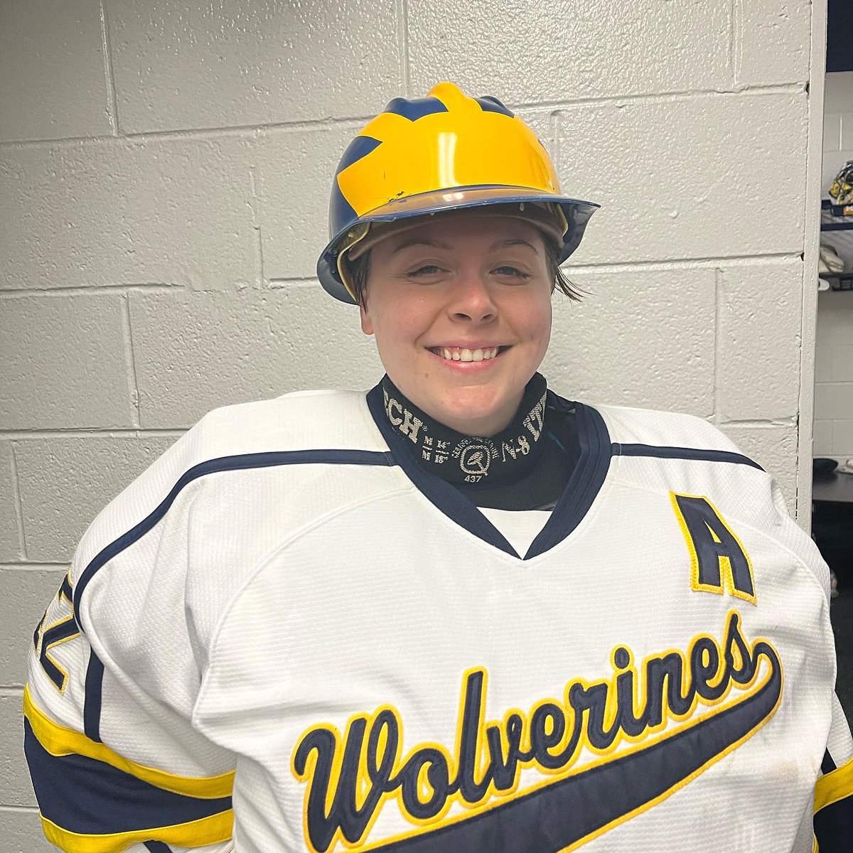 UM_DearbornWHKY's tweet photo. WOLVERINES WIN! We are back at it again tomorrow at 3pm! #goblue #rolldear🏒〽️
-
Player of the game goes to #42 Tara Peladeau! 🫡
-
Goals scored by #79 Sam Sensoli (2), #88 Kaylee Keledjian, #19 Vivian Kowalske, #17 Mali Sise (2), #55 Alex Fosse. https://t.co/hL0747hmrk