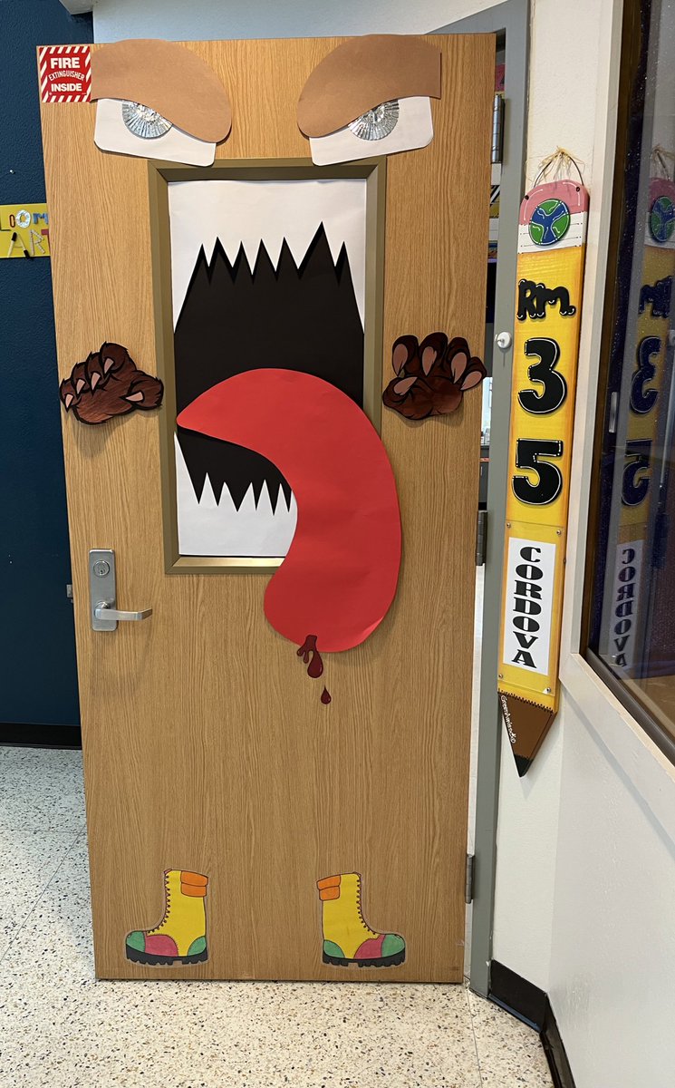 _elicordova_'s tweet photo. Our Halloween Door Decor Contest is coming along nicely. I am having wayyy too much fun being the art teacher this year 😁😁 @TeamHISD @HoustonISD @chandelart @MFAH @BlafferMuseum @UHouston #halloween #doorcontest #halloweendoor @Coop_Eagles https://t.co/POlagwxaUk