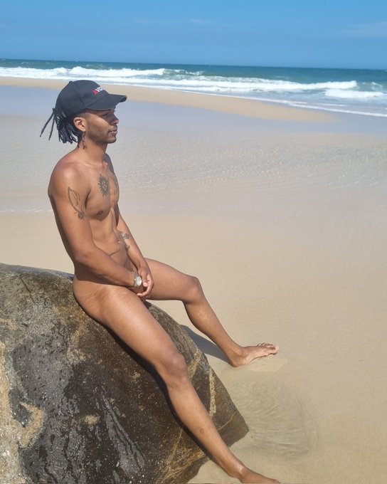 Tem video novo no xvideos https://t.co/ckGAOj8Q4m  E no Site https://t.co/rkaywYP0HL  Segue no Instagram