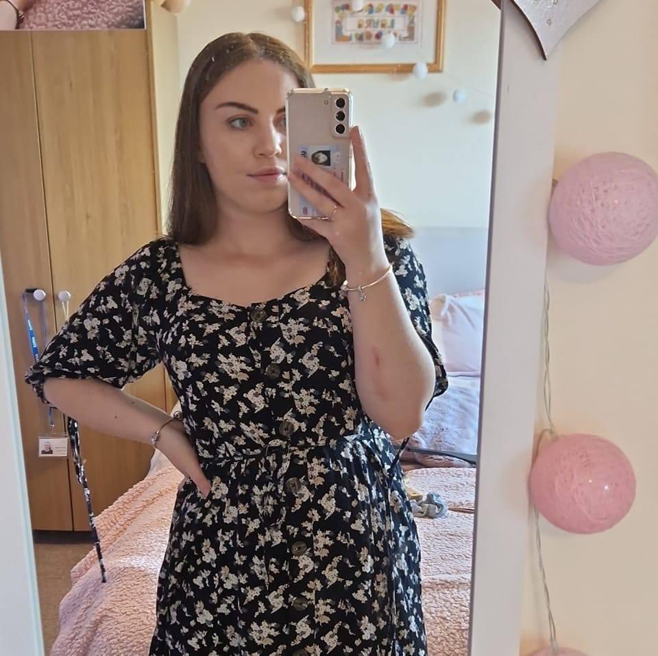 EmilyCDS1's tweet photo. Sorry for the inactivity, recently got myself on tinder and got myself a GIRLFRIEND! Her name is Laura she’s 21 ( I’m 22 ) she’s seen my little dick and we have both agreed to keep me a virgin until she says so. But I absolutely love her to fkn bits ♥️ https://t.co/v1xfQdFQKA