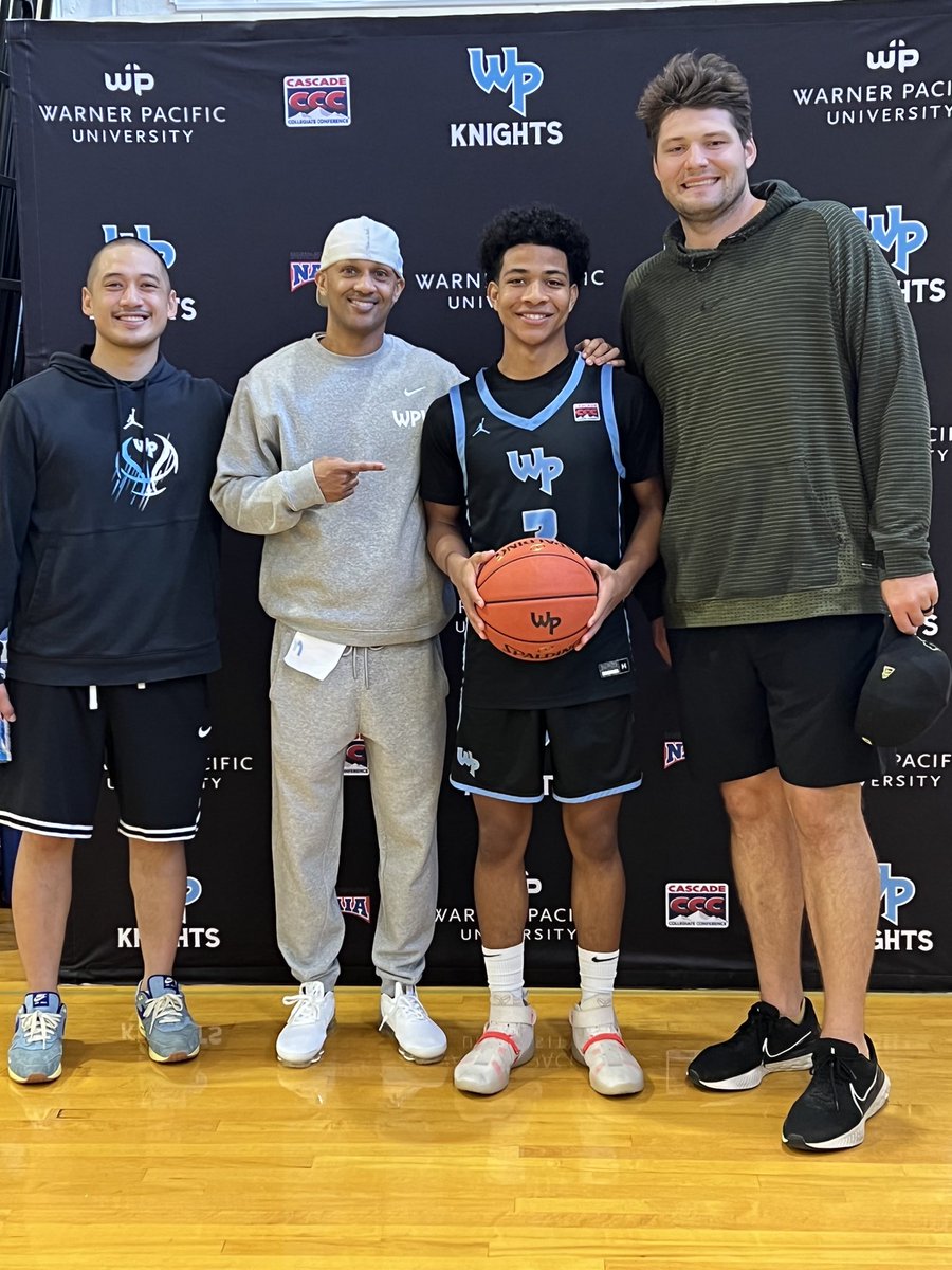 Congrats to Oak Park senior guard Trey McDonald on his offer from Warner Pacific University during his visit today! @OPboysbball <a href="/Tr3ymack1/">Trey McDonald</a> <a href="/wpuknights/">Warner Pacific Athletics</a>