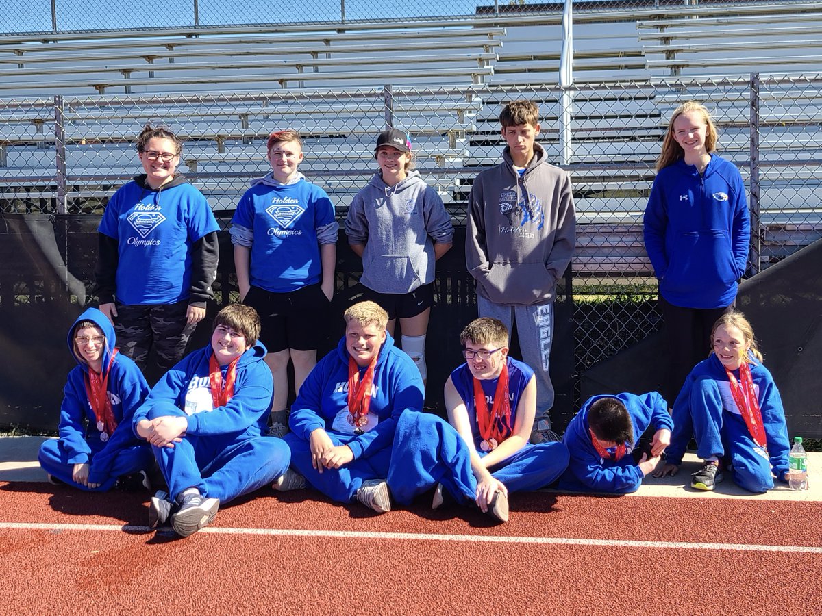🏅 On Wednesday, October 12, the rain stopped just in time for 6 Holden Eagles 🦅 to compete at the Special Olympics Area Track Meet 👟 held at Odessa High School - it was a great day! 😎 
Watch highlights @ holdenschools.org/Page/3108
#SOMO 
#HoldenEagles 💙