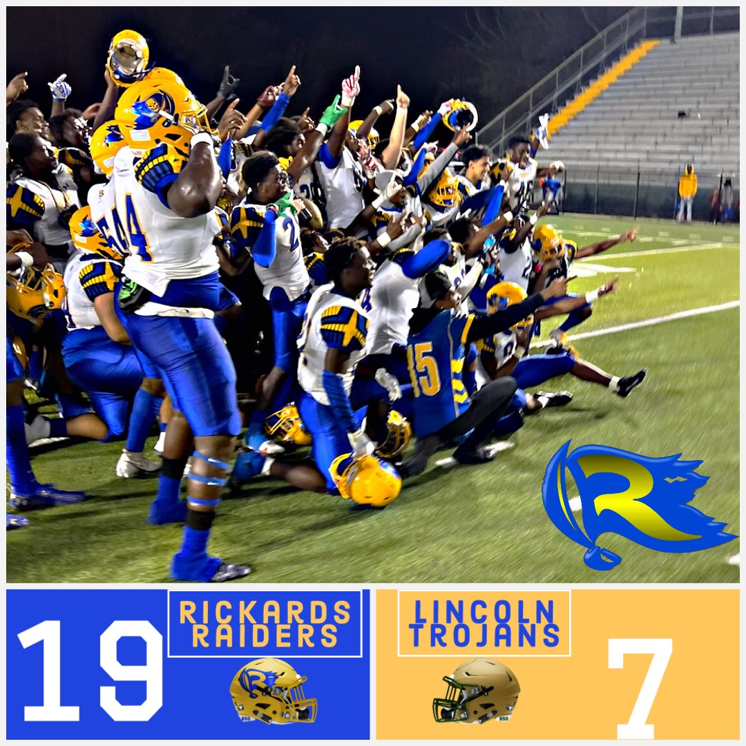 Rhsathletics1's tweet photo. It’s still our city!!💙💛🏈 #relentless #family #southsideup #onenationraidernation #ifitaintblueandgold #footballtechnologymanagers https://t.co/5VYtHzQtRx