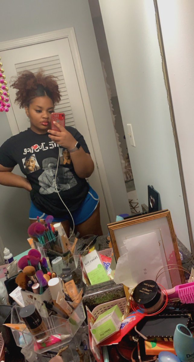 curby_monae's tweet photo. To fucking pretty to be hidden https://t.co/NlH9Q10rQ0