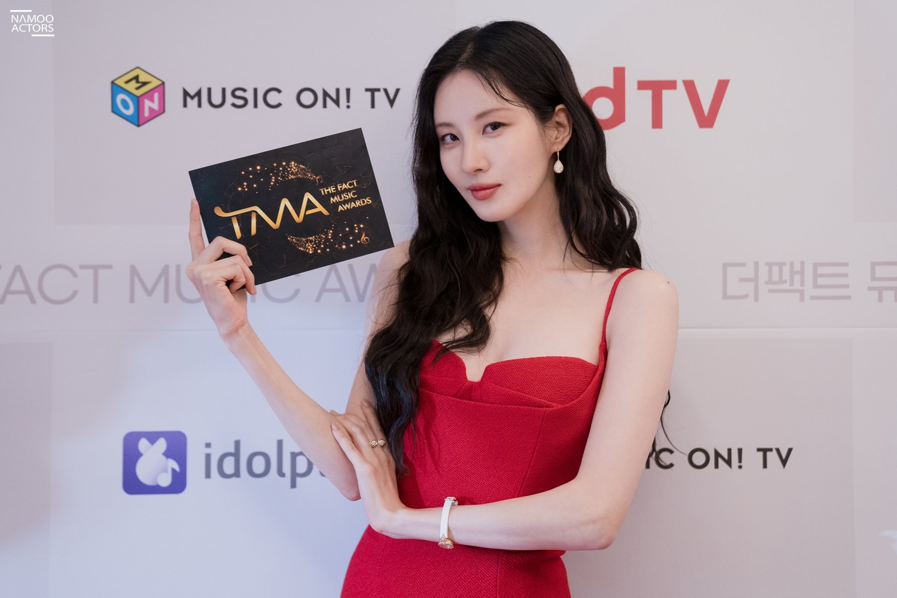 FfFH74pVIAAHXBR?format=jpg&name=large