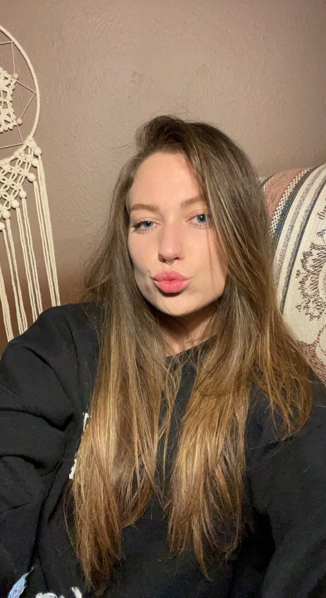 _terynhaleyy's tweet photo. assholes live forever https://t.co/4XXMn6gy2l