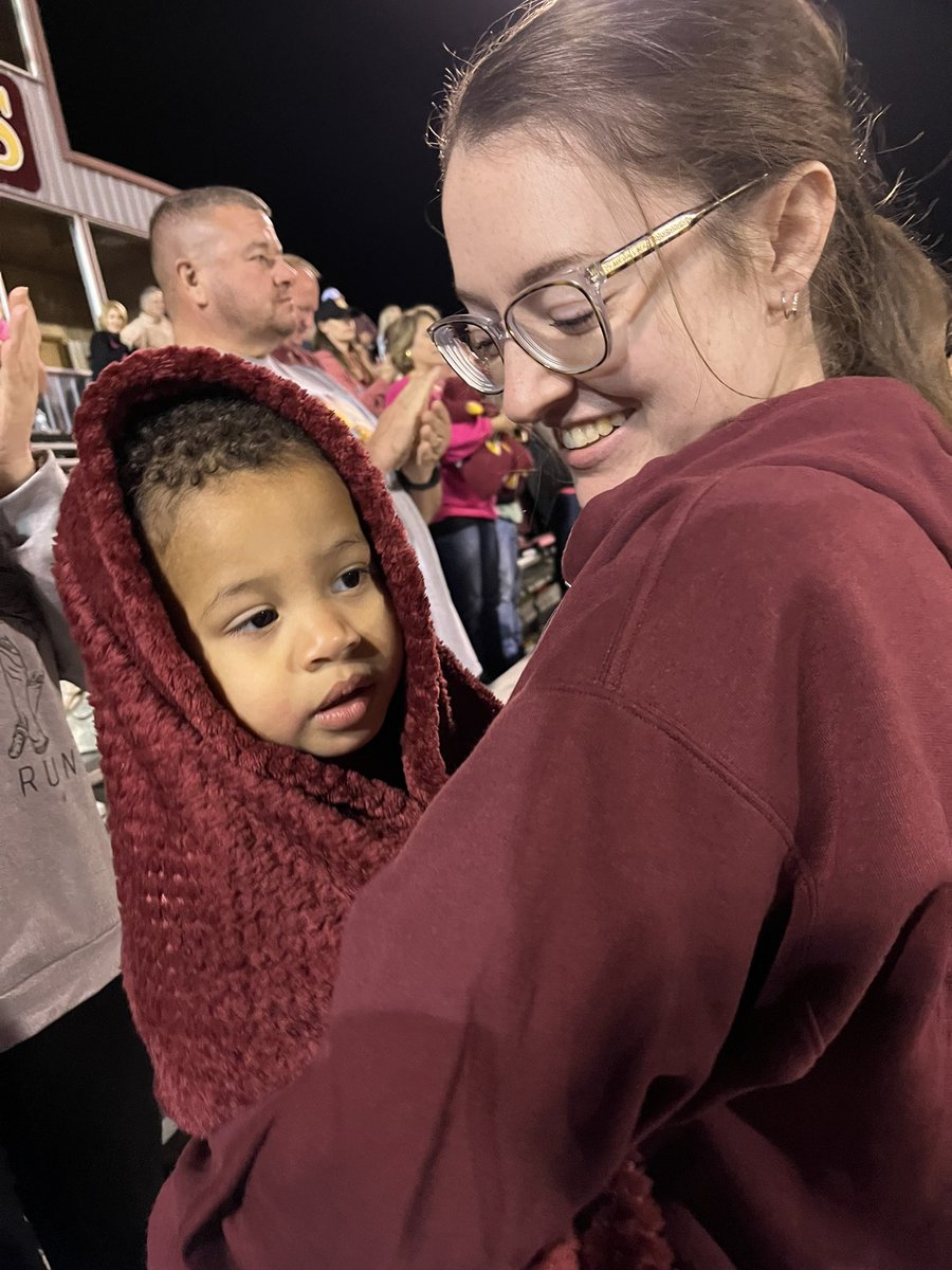 rissabri's tweet photo. ♥️💛♥️ https://t.co/vGQEx7NmEk