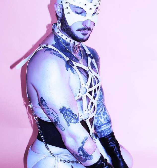 1 pic. Waiting for your next command like ??? @jhaydenstark #gayboys #folsomstreetfair #gayleather #gayink