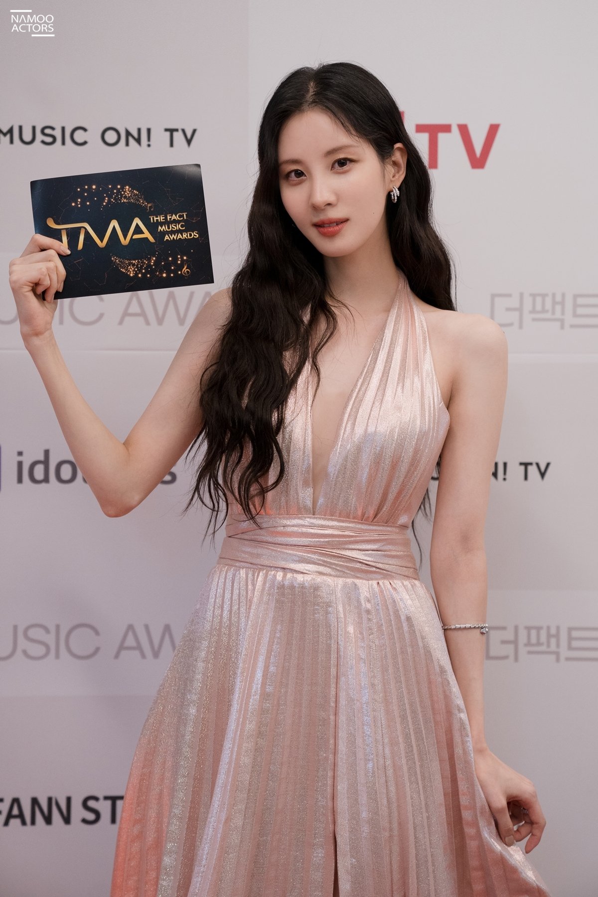 FfFHlWuVIAAkgnz?format=jpg&name=large