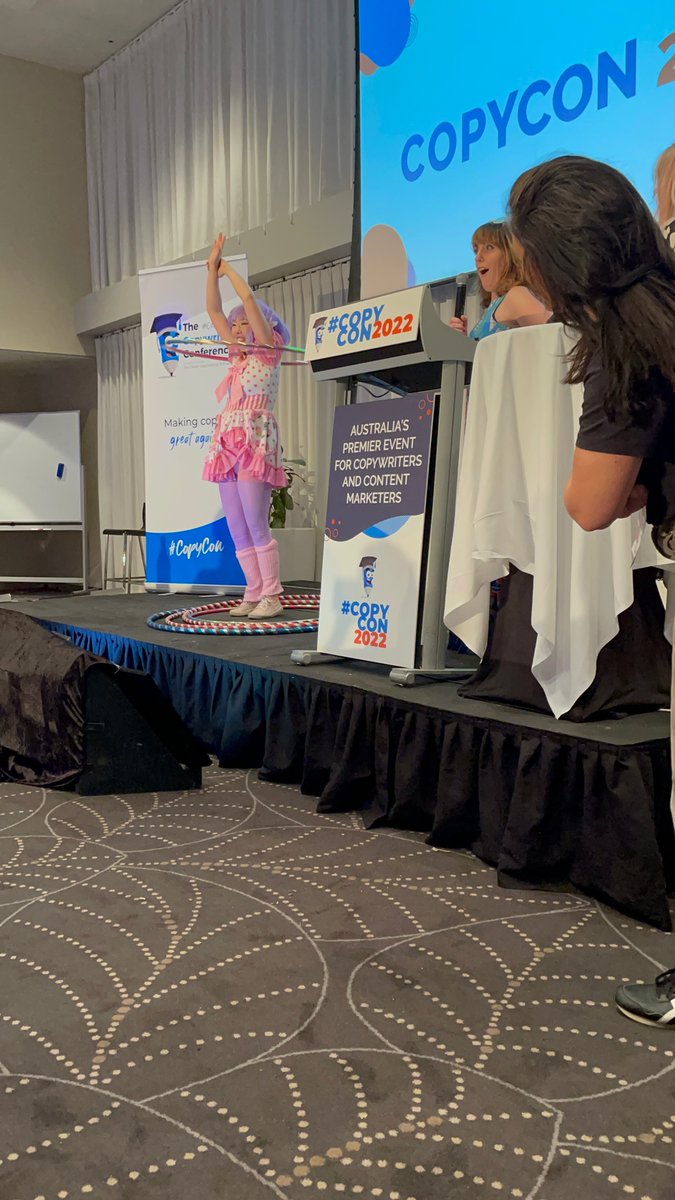 jodadi_o's tweet image. What you don’t expect to see at a copywriting conference…hula hooping 

#CopyCon2022