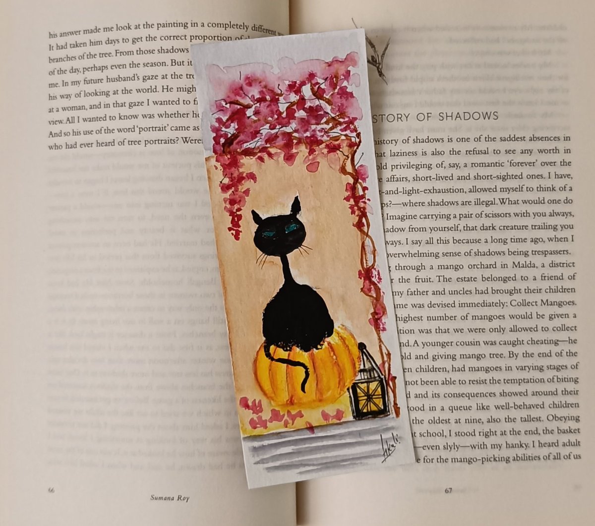 tikulli's tweet photo. I'm not well so taking things easy. All these #HandPainted #bookmarks are available.Lots of other #artgifts to choose from on my #Instagram/ #PinnedThread. DM for prices&details.#RETWEEET to support my #art. #GiftThemArt #artsale #ArtistOnTwitter #handmade #handmadegifts #booktwt https://t.co/IlP4rPXHYZ