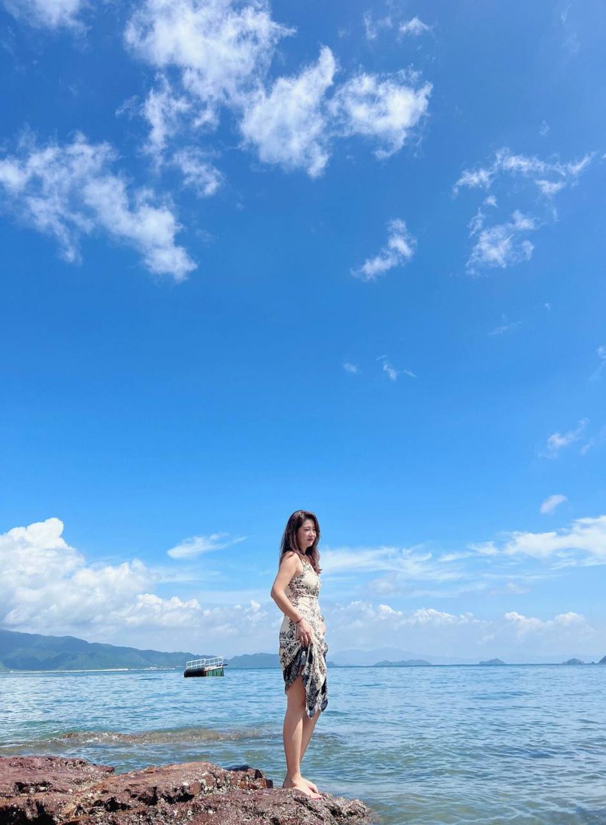 SCASC06832061's tweet photo. 鹿嘴山庄的海，是最干净的海
入秋了，但中午的天气和六月天没区别♨️
美人鱼🧜‍♀️取景地，真的是无敌好看！！！ https://t.co/VCfozHe9o0