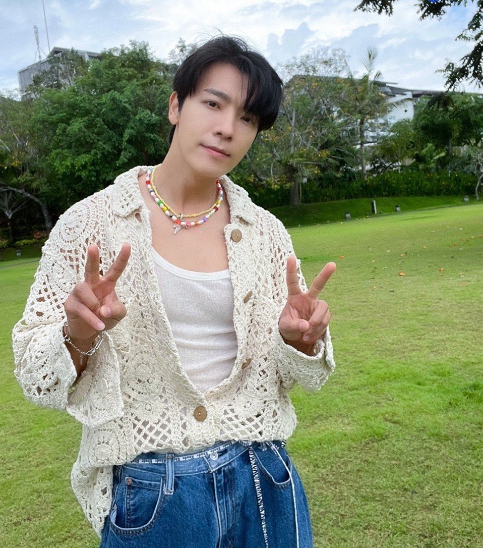 1986L_'s tweet photo. ✌🏻✌🏻 https://t.co/yaJMKVGt6w