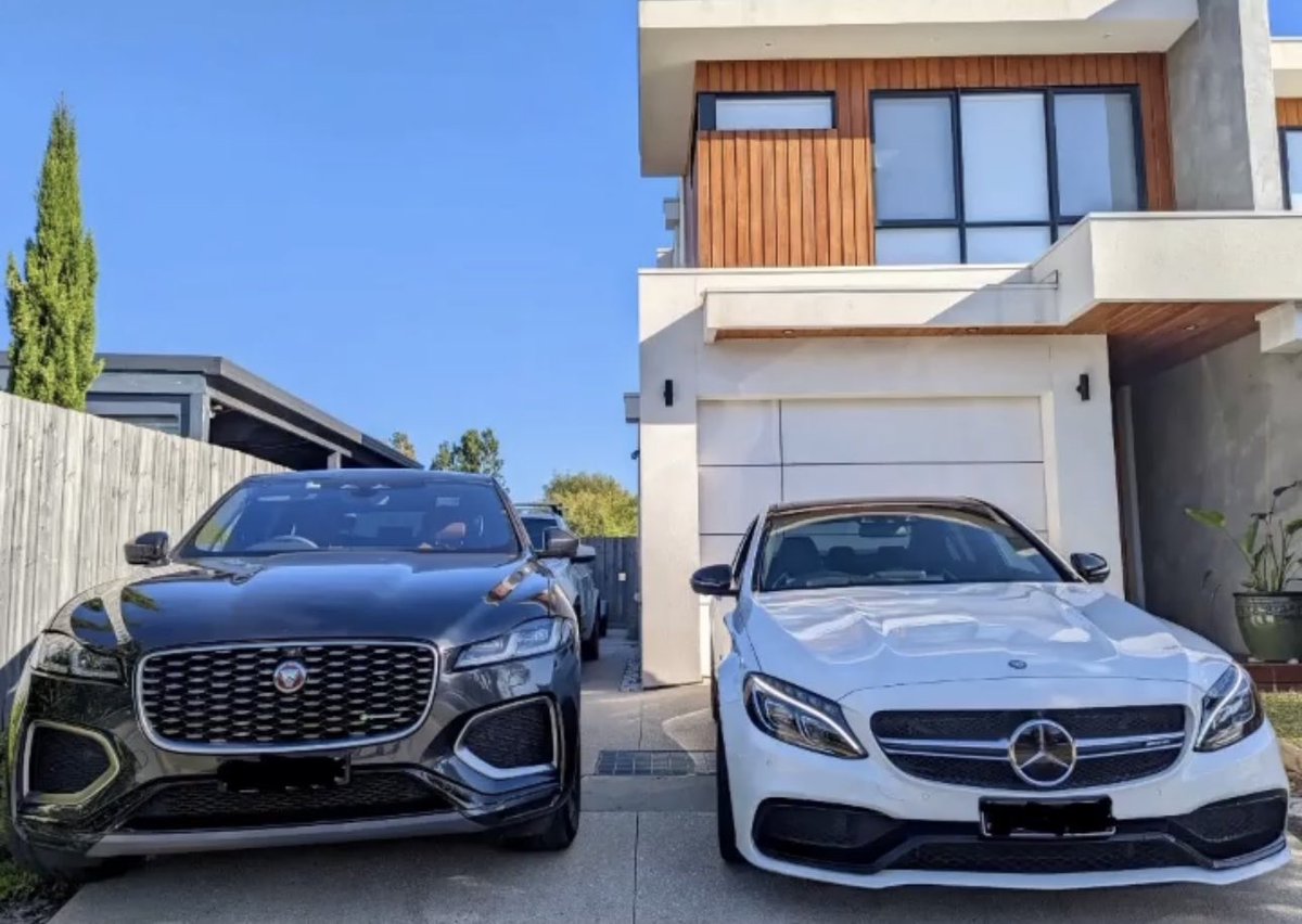 JakeMatthewsUFC's tweet image. UFC fighters get paid sh………
😂 ok brokies