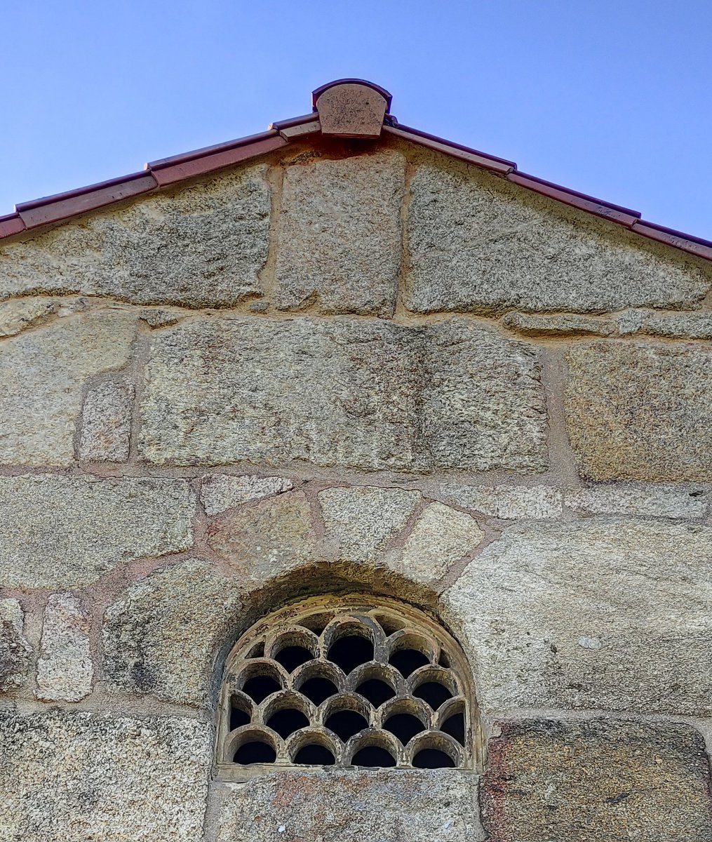 nomarnegro's tweet photo. Bande e vinde. #bande #OURENSE #xures #ancient https://t.co/HZJiH7YrSn