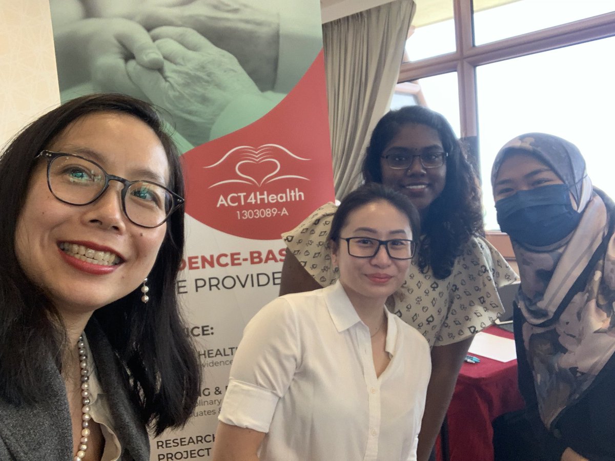 mawptan's tweet image. At the Malaysian Coalition of Ageing/ U3A Media Conference on "Empowering Seniors for Their Best Years", officiated by @chedetofficial and Tun Siti Hasmah. At 97, Tun M sets a great example for #healthyageing.