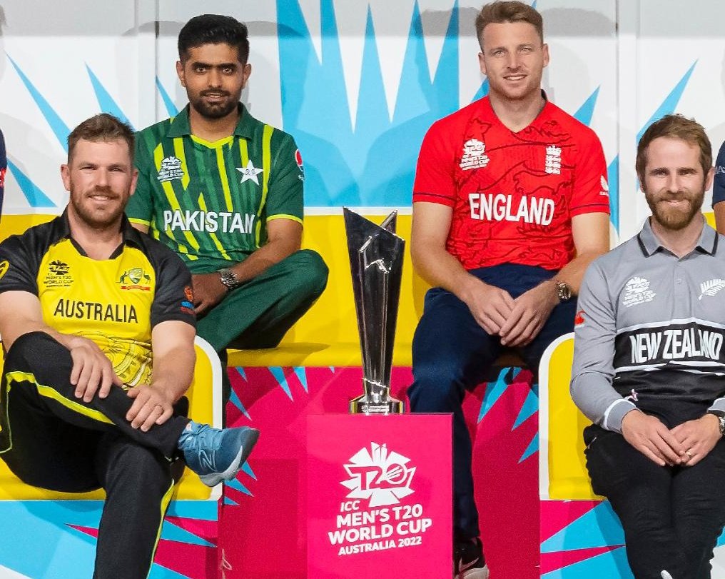 Sajidsny3's tweet photo. @ICC Semi finalists 🥱 https://t.co/IbDQ3TfSBk