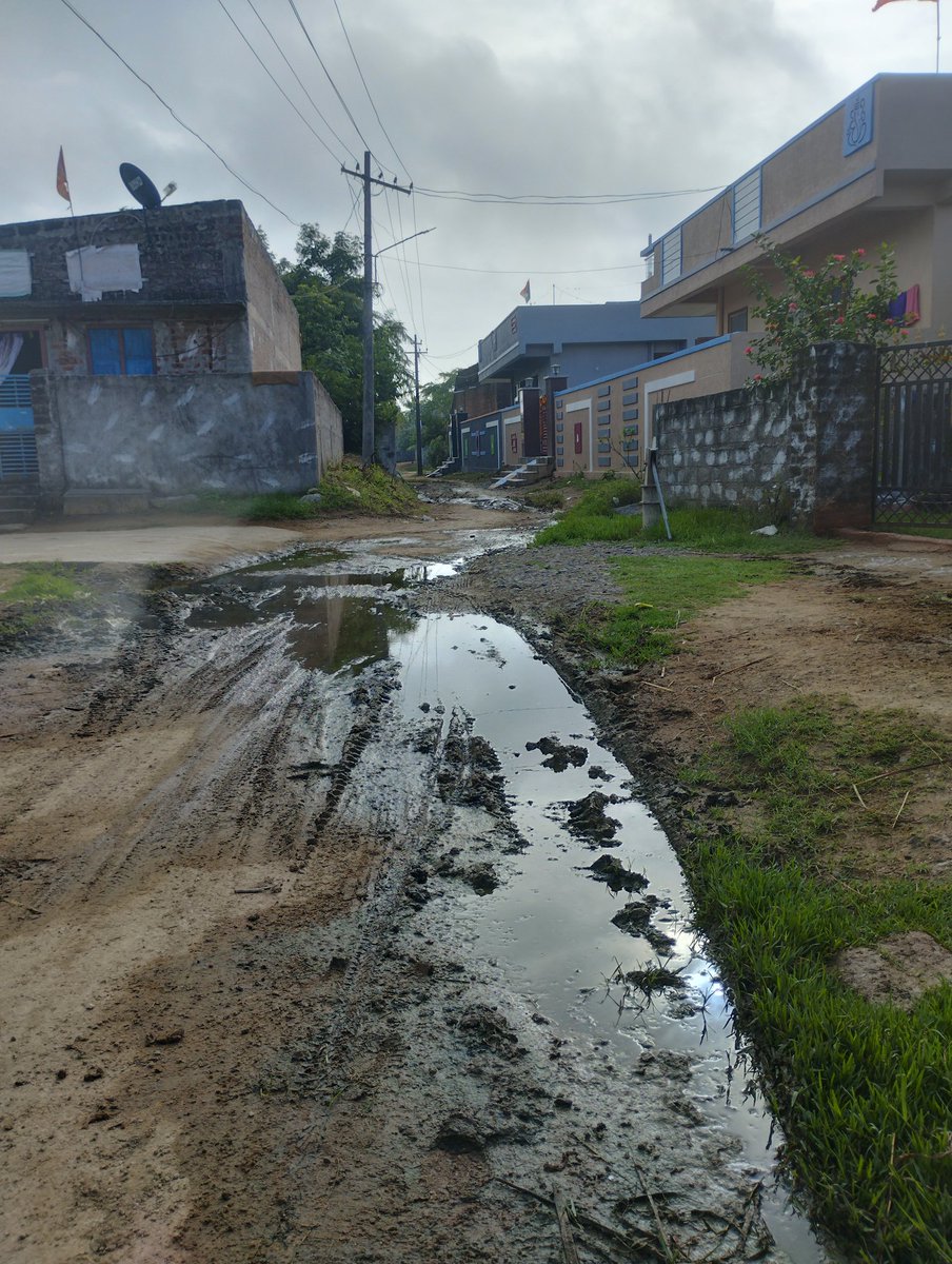 Gopich07's tweet photo. Ctd..r else plz suggest us,wr we go to resolve it.@MC_GWMC  #PRAVINYA P I.A.S m'm @DayakarRao2019 sir, #townplaningwarangal @KTRTRS sir @TelanganaCMO #gundusudharani m'm @Collector_HNK  @Collector_WGL @MoHUA_India @smartwarangal @DpoWarangal #NEEDACCOUNTABLELEADERS #SAVERIGHTS https://t.co/Vd4upUO6VD