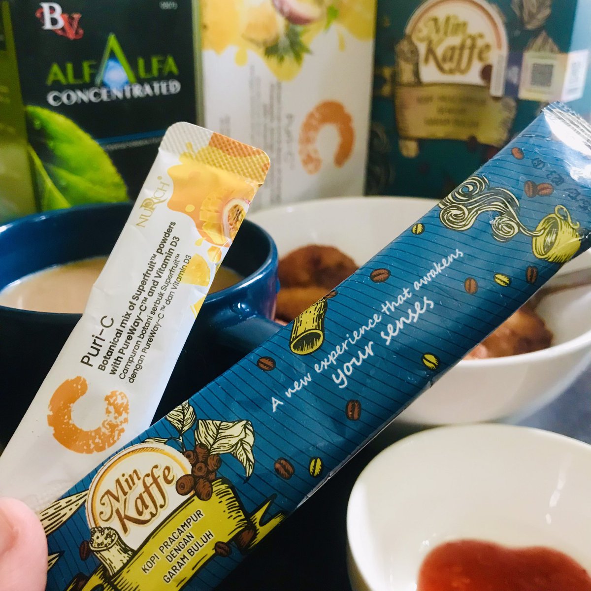 Azmi_Zahari_'s tweet photo. Bismillah,,,,Salam Sabtu semua,,have a great weekend..
.
#Minkaffe #PuriC #Bvalfalfa https://t.co/gxHSnoomT3