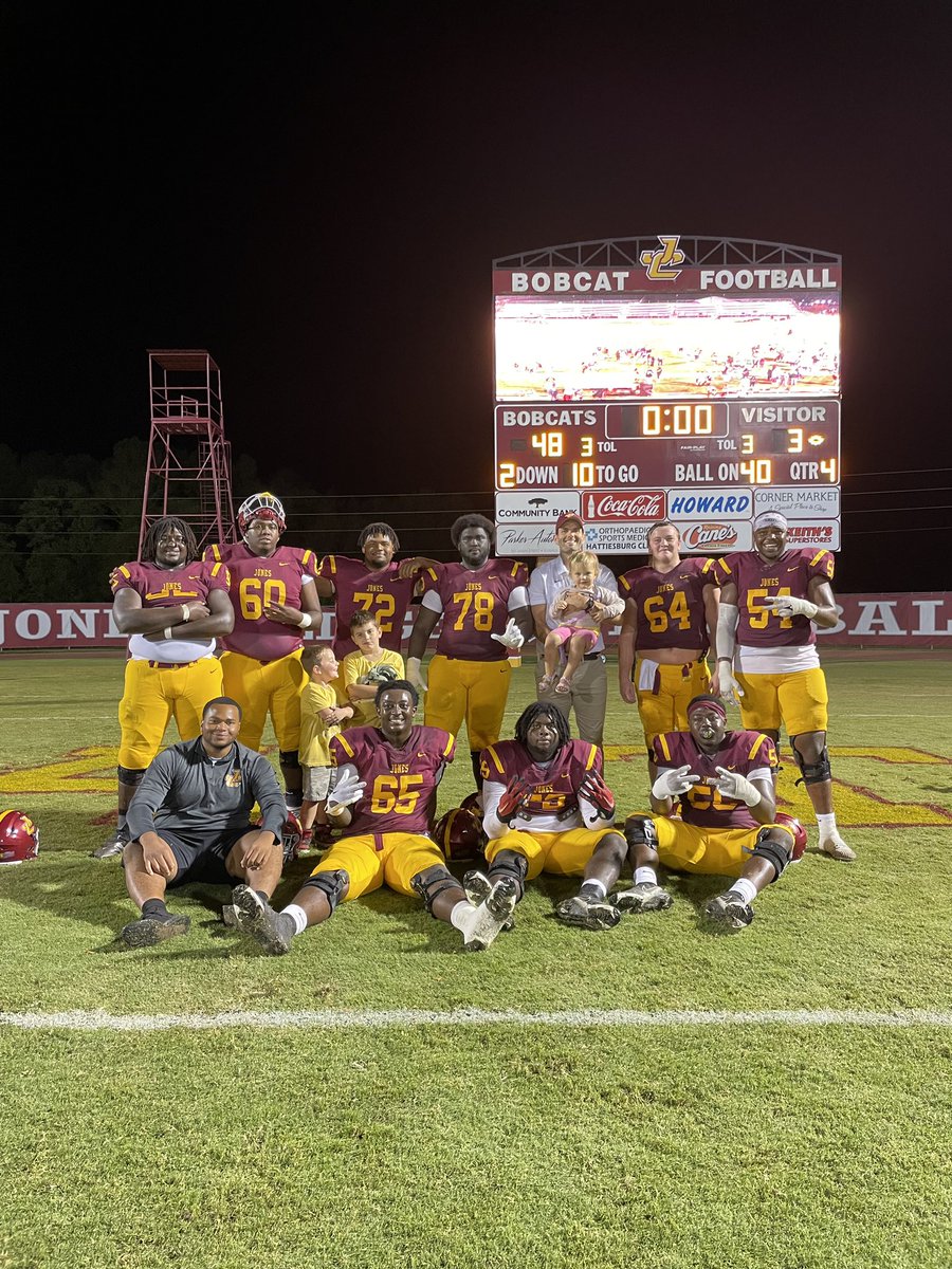 Best Juco O-Line in the nation 💯🦾❤️ 7-0