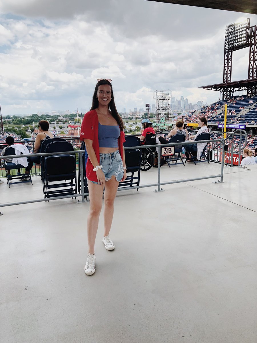 courttbiebss's tweet photo. never a dull moment in philly sports got my flyers AND ITS RED OCTOBER FOR THE PHILLIES❤️❤️❤️ 

the last video is a fist fight in the crowd at a phillies game this year:) i love sports here &amp; no that’s not sarcasm 

#BTRSpiritWeek https://t.co/KUBqfCjFoJ