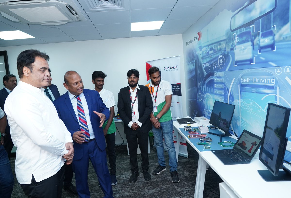 drashwathcn's tweet photo. Enhancing software and tech prowess of Namma Karnataka!

Took part in the inauguration of the new @PiSquareTechno1 office in Bengaluru. 

Pi-square Technologies LLC is a state-of-the-art Automotive Embedded Software Engineering and Consulting has expertise of over 25yrs. https://t.co/NyirLP4LXg