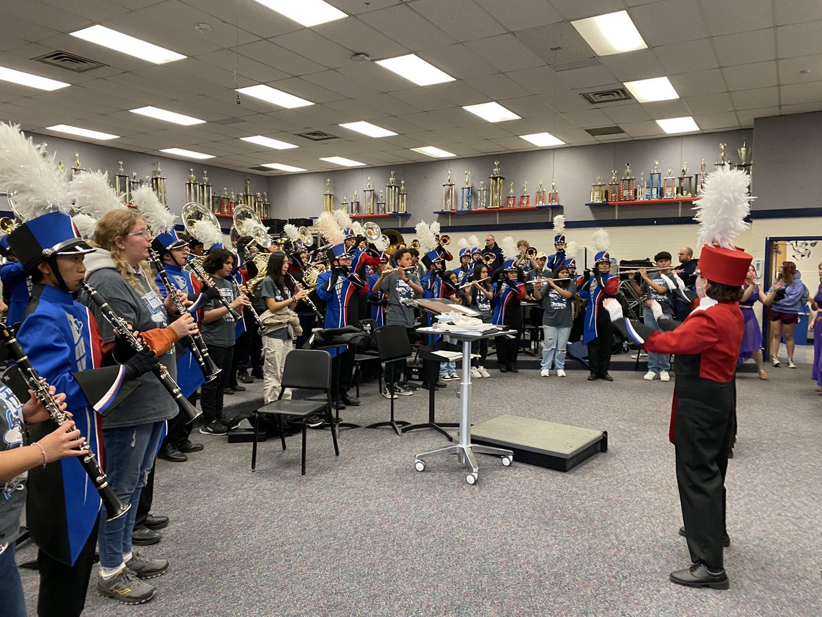 Sterling Middle School Band tweet media