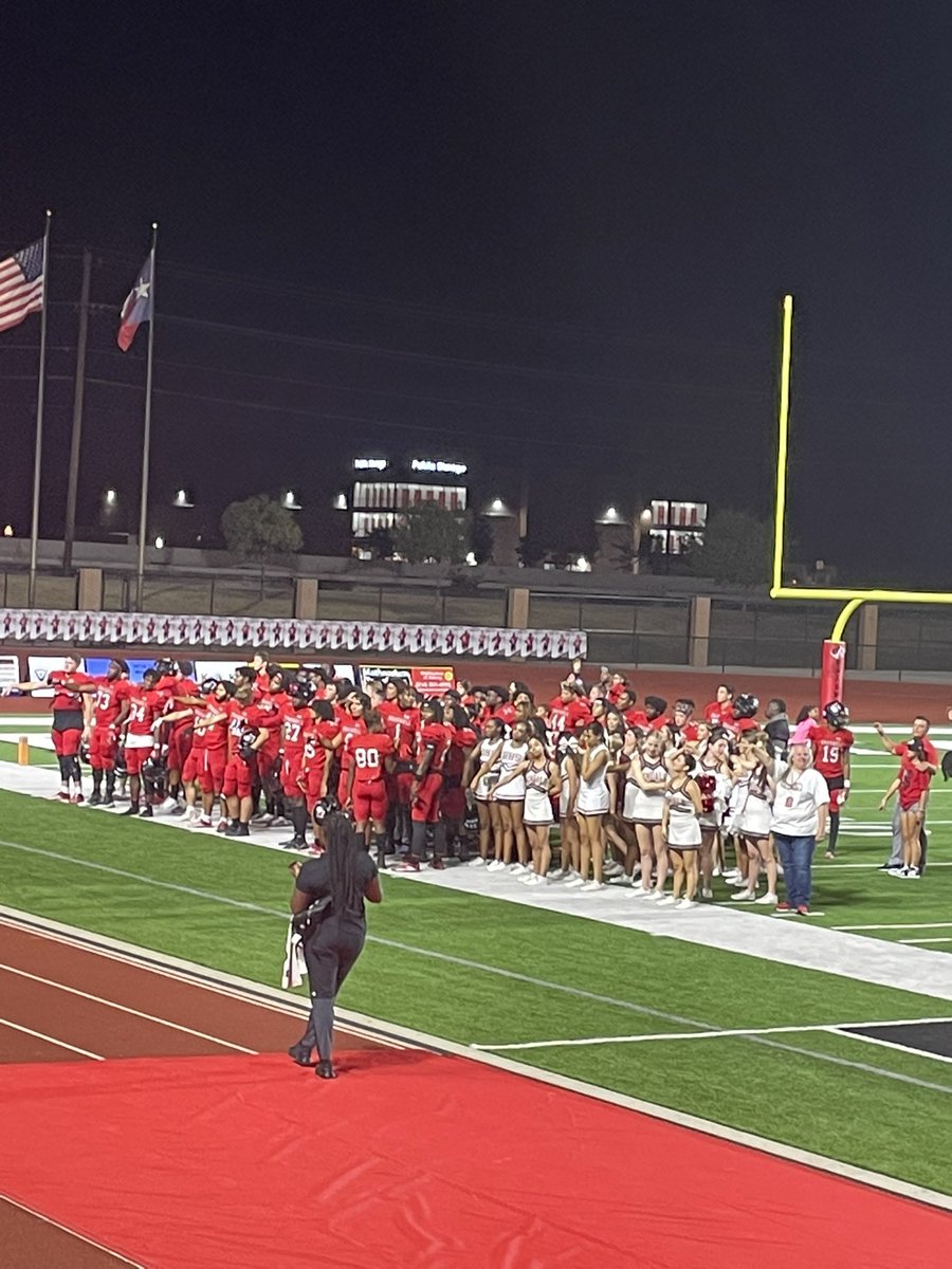 RylanCard10's tweet photo. Great effort by @BengalLifestyle going against Guyer tonight! Tough loss, but Bengals never quit! Excited to see @HaydenCard42 get a couple tackles! #ONAMI22ION #BLS https://t.co/Db22qZr0Oz