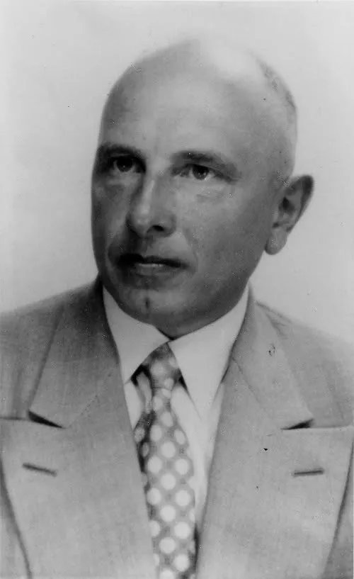 Агент кгб богдан сташинский