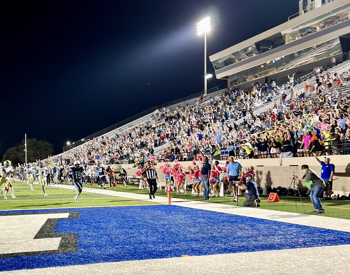 WeissBHS's tweet photo. Our Blue Raiders came up short tonight, but what a ride! So proud of our team, our spirit groups, and our fans! #BELLieve #FlatBlueRaider #161 https://t.co/qfUtfDeeEk