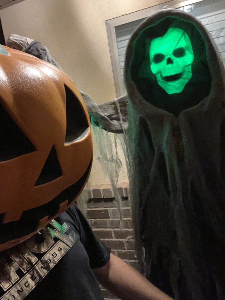 SpookyCrazy (@sheriffcrazy) on Twitter photo 