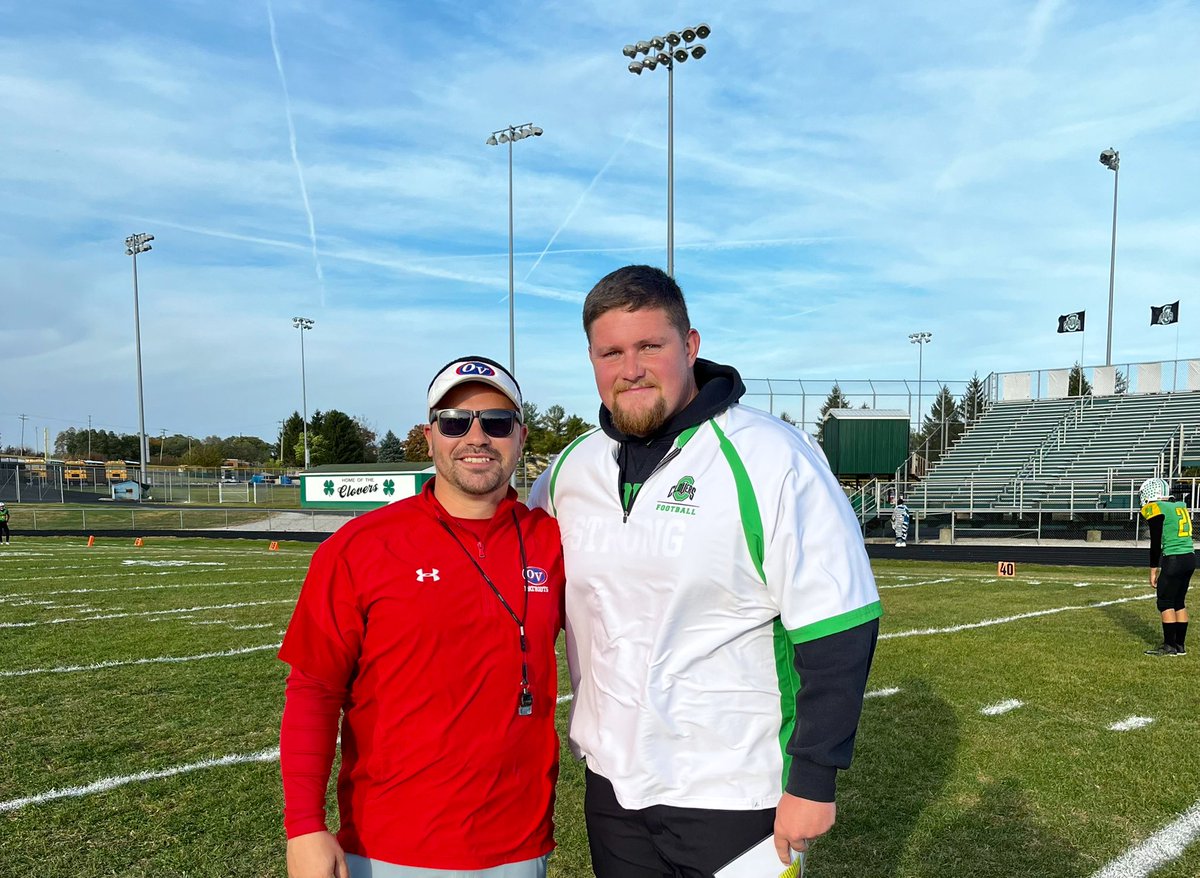 CoachLotz77's tweet photo. 6 years ago I never could’ve imagined us coaching against each other! #BigKnightLittleKnight @robgibsonov  @MarianUFootball https://t.co/7spuifmygs